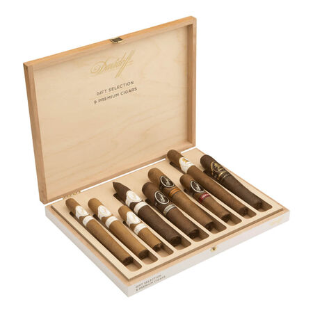 Assorted 9ct, , cigars